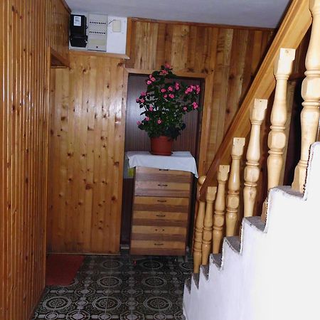 Guest House Krga Korenica Exteriör bild